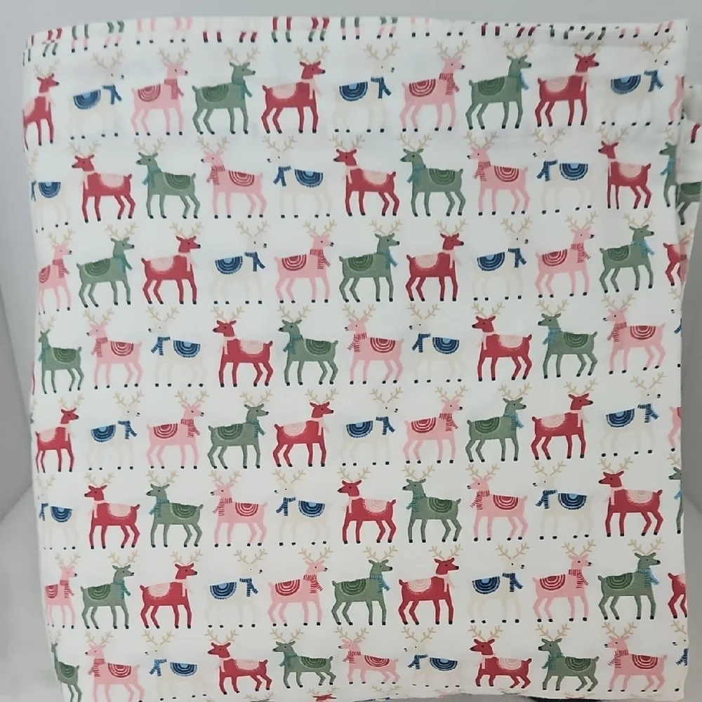 Wondershop Holiday Festive Red Pink Green Reindeer Queen Flat Cotton Sheet